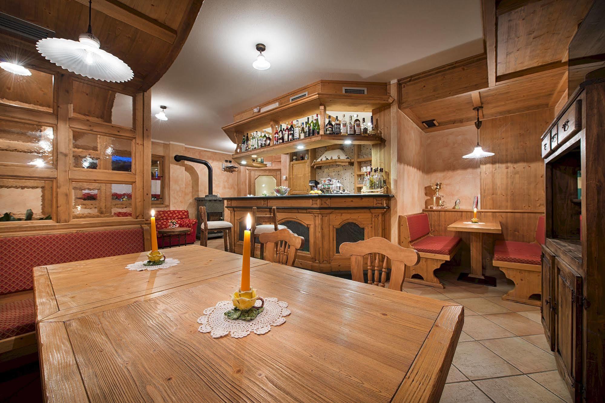 Hotel Costanza Mountain Holiday 리비뇨 외부 사진